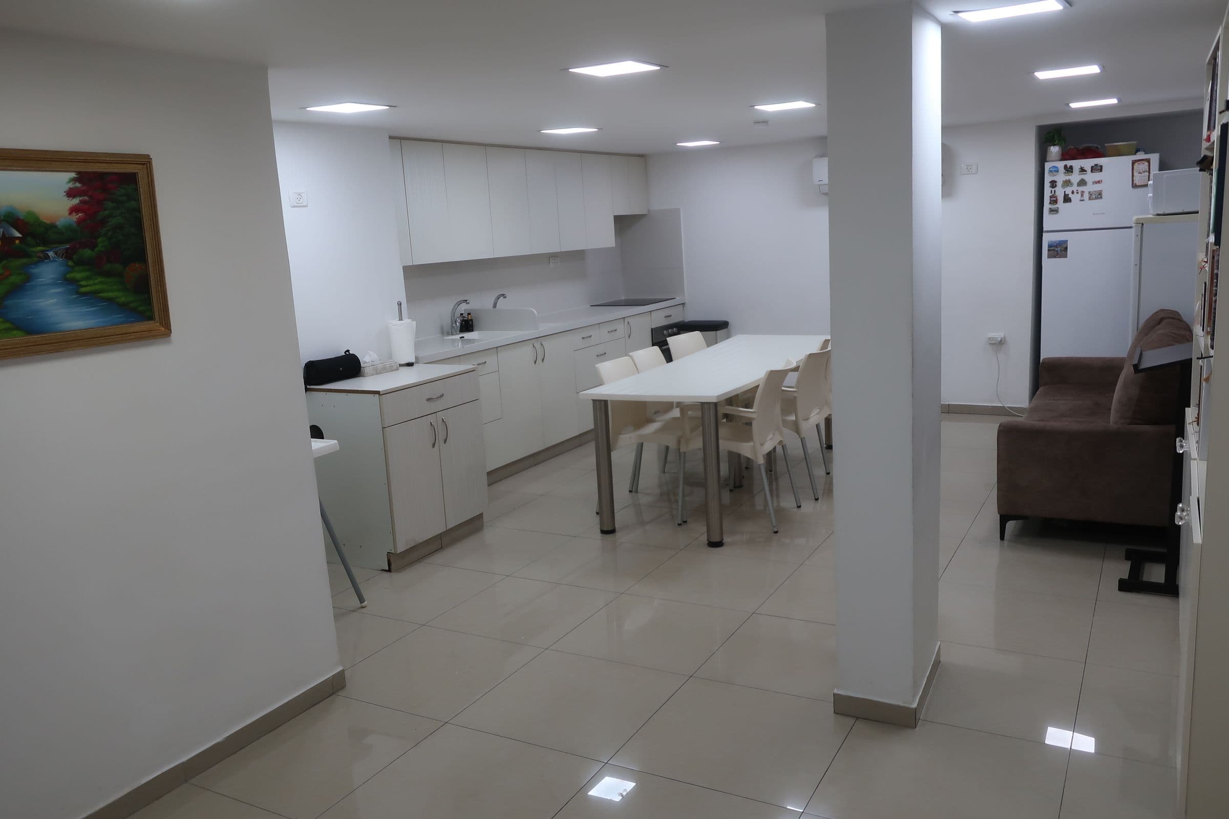 New 2 BR Gush80 / Ezras Torah