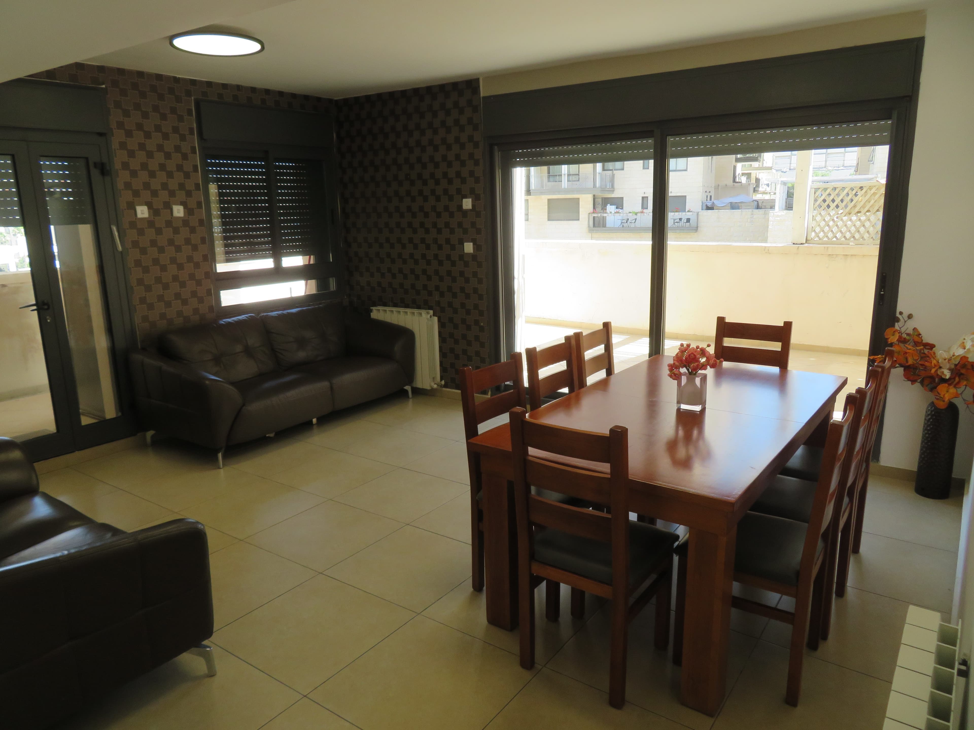 Spacious 3 bedroom apartment in Tnuva